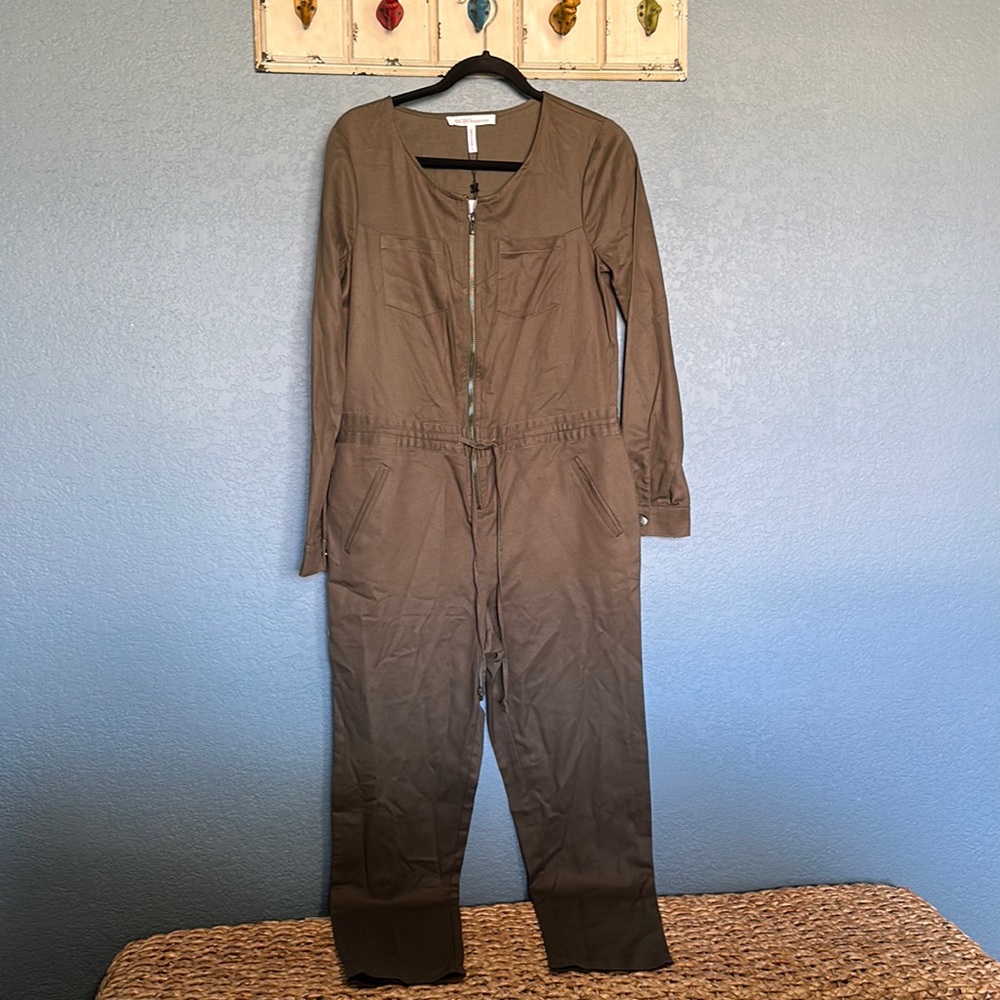 NWT BCBGeneration zipped utility jump suit w/ drawstring waist